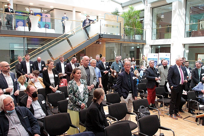 120 Wirtschaftende trafen sich bei der Jahreskonferenz der Wirtschaftsinitiative in Wiesbaden (Fotografin: Thao Vu Minh)